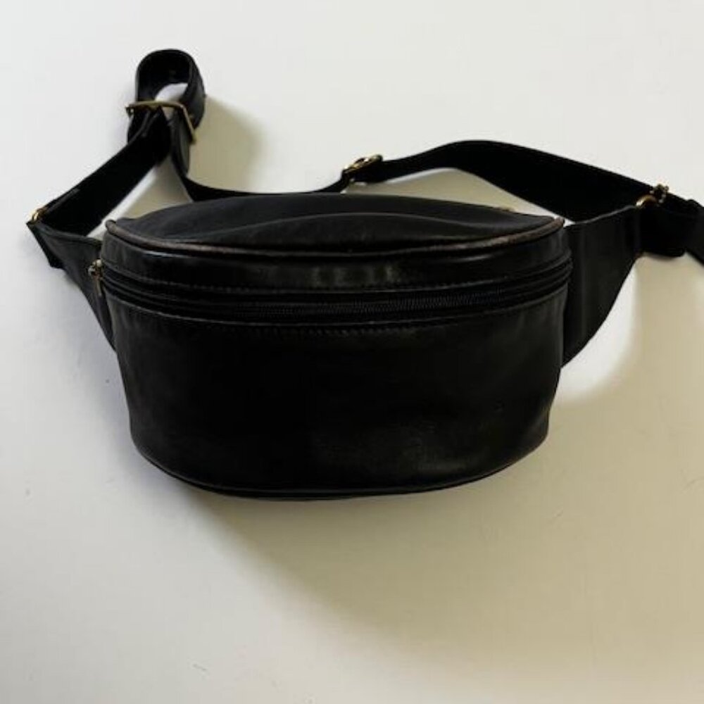 Vintage Coach Unisex  Leather Waistbag BLACK USED